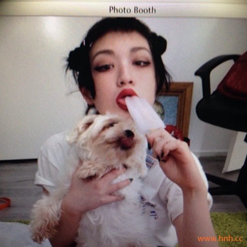 我们感叹青春的流逝却不能停下脚步 