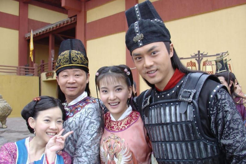 赵亮个人资料写真作品图片大全，个人经历最新消息
