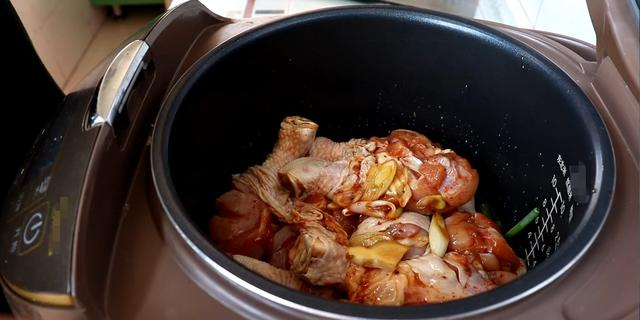 鸡腿怎么做好吃又简单炖鸡腿，小孩子都爱吃